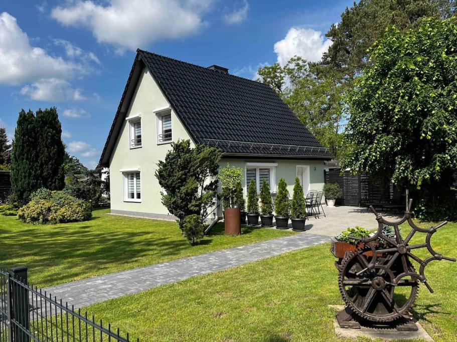 -Haus Am Waeldchen- Apartment Zehdenick Bagian luar foto