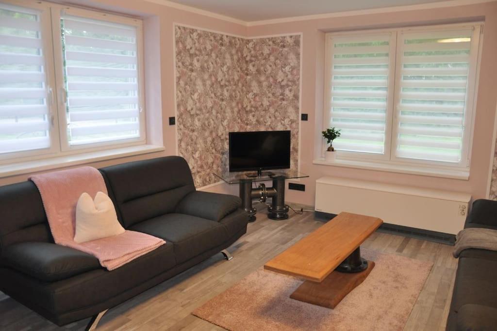 -Haus Am Waeldchen- Apartment Zehdenick Bagian luar foto
